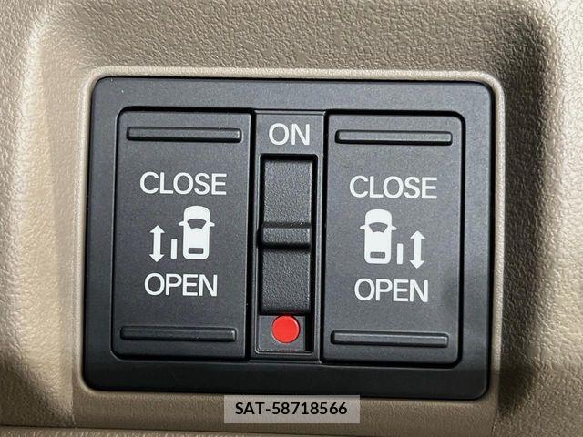 Honda N BOX 2025-04 8146308-4