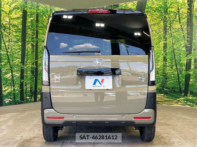 Honda N BOX 2025-03 8209132-14