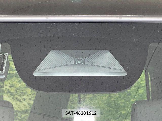 Honda N BOX 2025-03 8209132-5