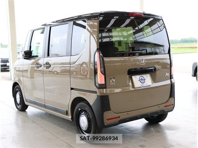 Honda N BOX 2026-06 8209135-19