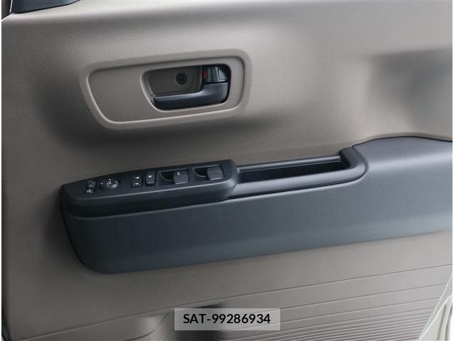 Honda N BOX 2026-06 8209135-2