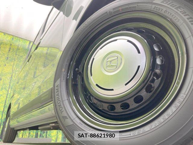 Honda N BOX 2025-12 8246160-12