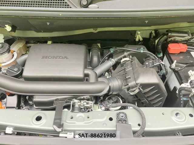 Honda N BOX 2025-12 8246160-17