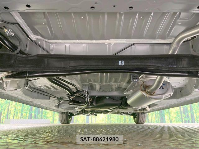 Honda N BOX 2025-12 8246160-18