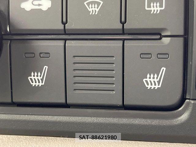 Honda N BOX 2025-12 8246160-5