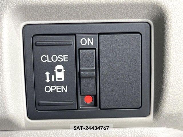 Honda N BOX 2024-12 8246161-2