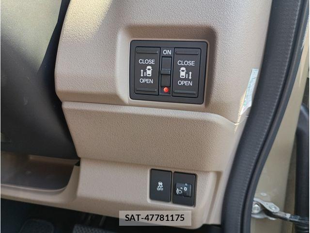 Honda N BOX 2024-12 8246158-19