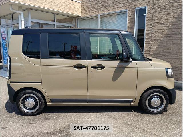 Honda N BOX 2024-12 8246158-2