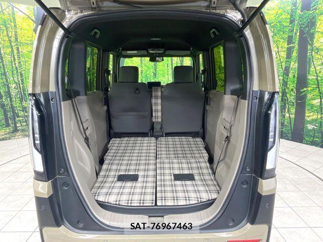 Honda N BOX 2025-11 8246159-9