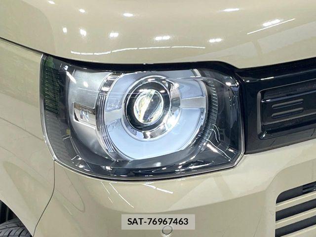 Honda N BOX 2025-11 8246159-11