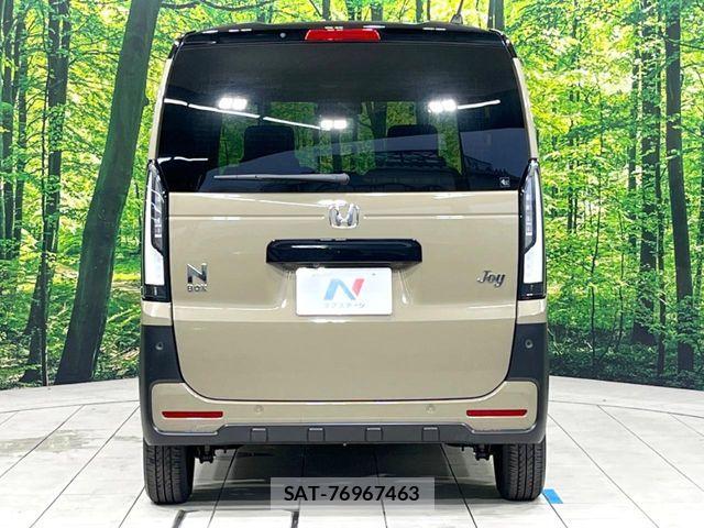 Honda N BOX 2025-11 8246159-14