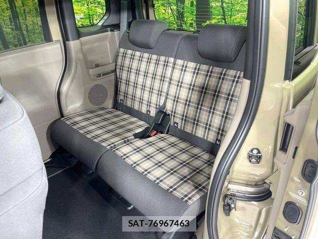 Honda N BOX 2025-11 8246159-8
