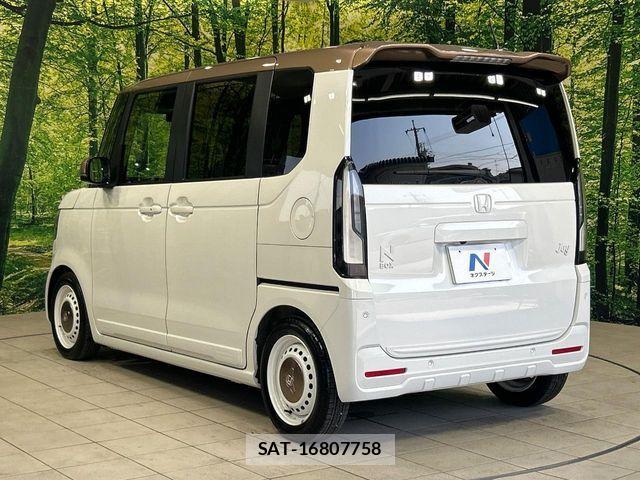 Honda N BOX 2024-11 8315972-17