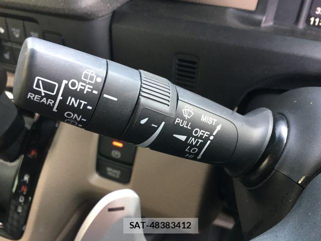 Honda N BOX 2025-09 8315977-7
