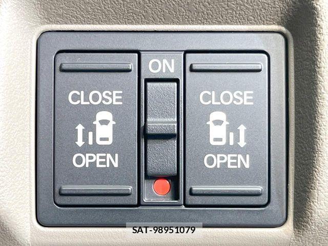 Honda N BOX 2025-09 8355193-2