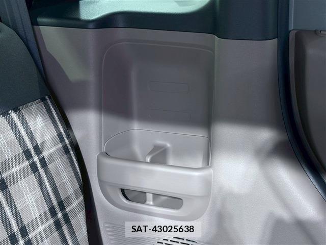 Honda N BOX 2025-10 8367691-15