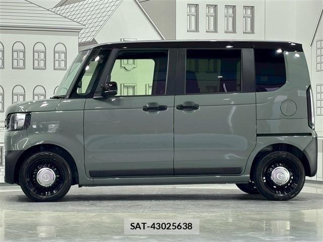 Honda N BOX 2025-10 8367691-1