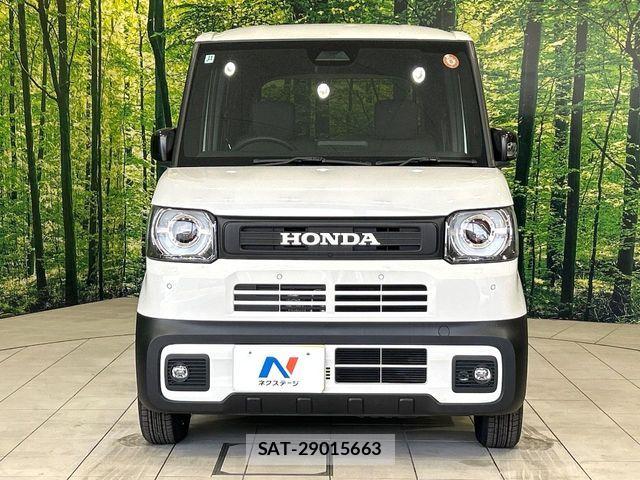Honda N BOX 2025-11 8526246-12