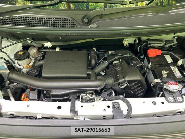 Honda N BOX 2025-11 8526246-16