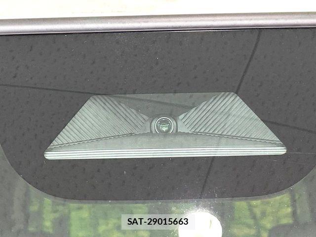 Honda N BOX 2025-11 8526246-3