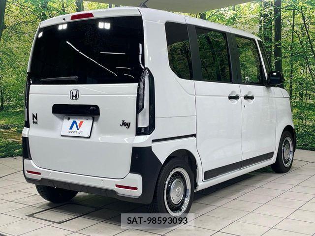 Honda N BOX 2024-12 8526244-16