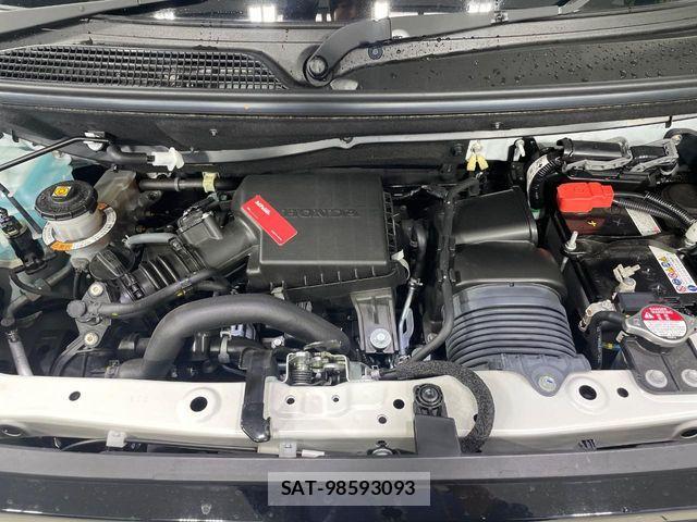 Honda N BOX 2024-12 8526244-17
