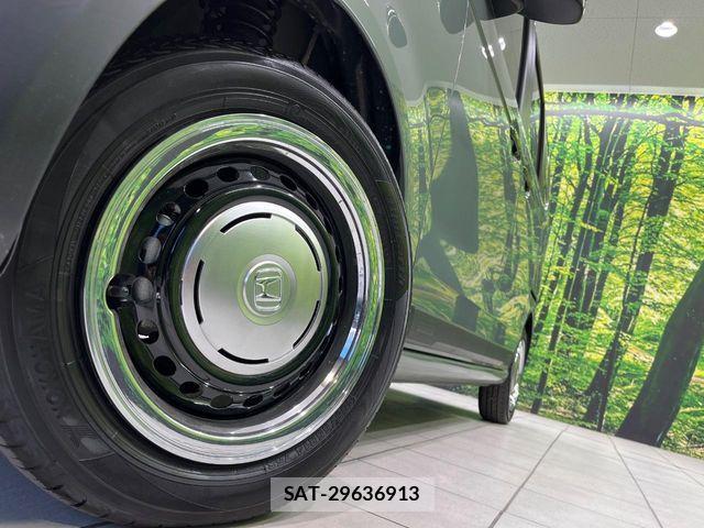 Honda N BOX 2025-05 8562954-12