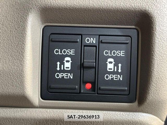 Honda N BOX 2025-05 8562954-5