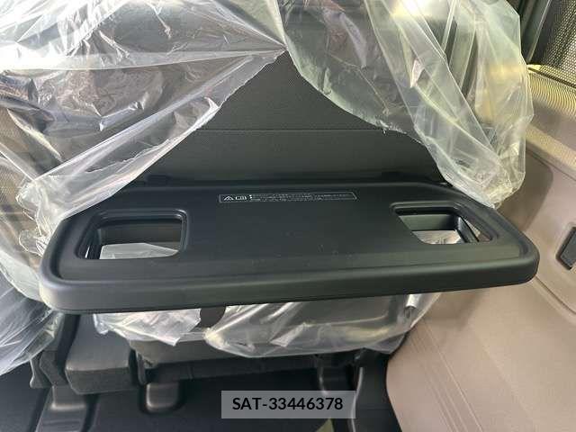 Honda N BOX 2026-06 8562956-10