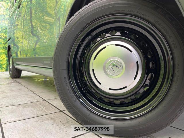 Honda N BOX 2024-11 8660676-11