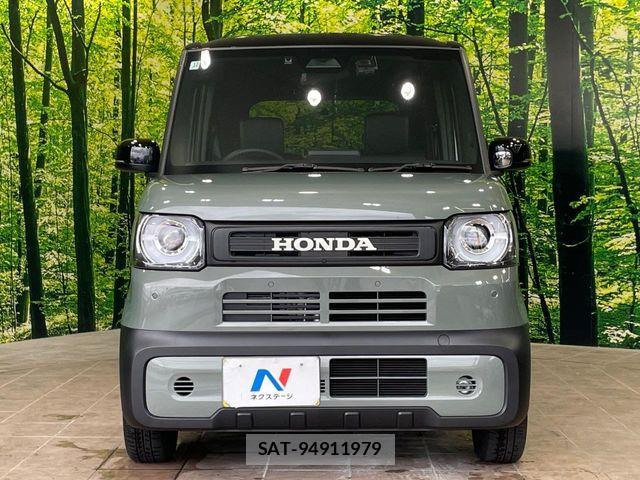 Honda N BOX 2025-12 8660668-13