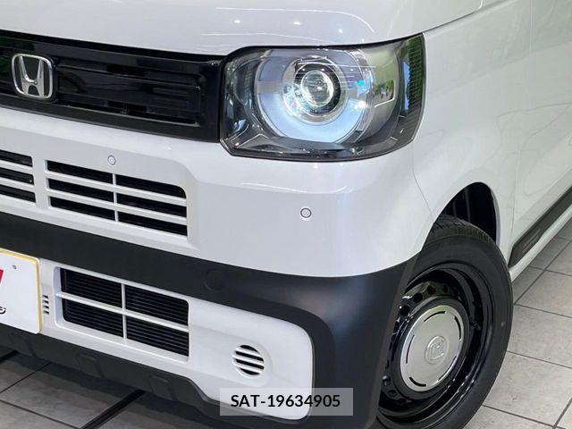 Honda N BOX 2025-11 8660681-11