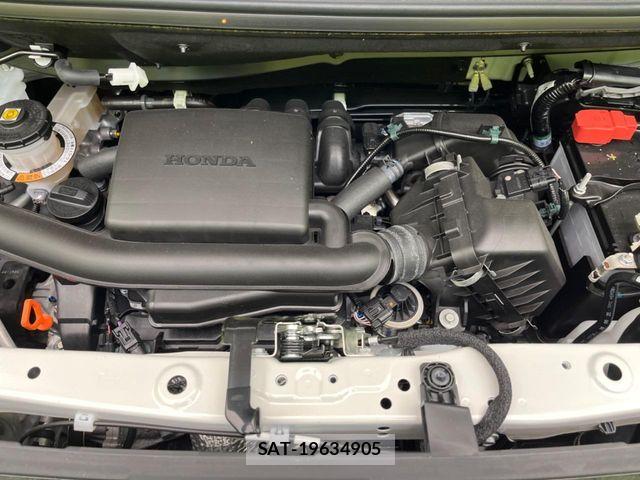 Honda N BOX 2025-11 8660681-17