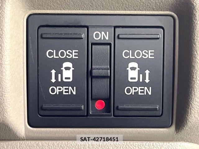 Honda N BOX 2025-01 8660667-6