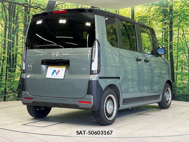 Honda N BOX 2025-05 8660669-17