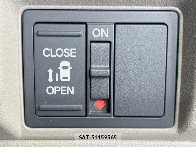 Honda N BOX 2025-08 8744734-6