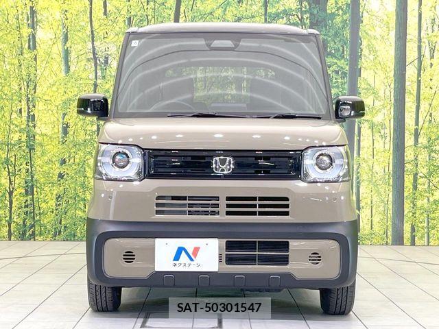 Honda N BOX 2025-06 8744732-13