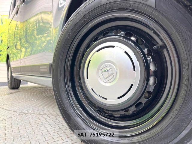 Honda N BOX 2025-01 8744733-12