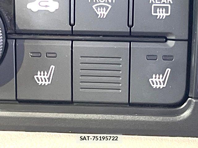 Honda N BOX 2025-01 8744733-6