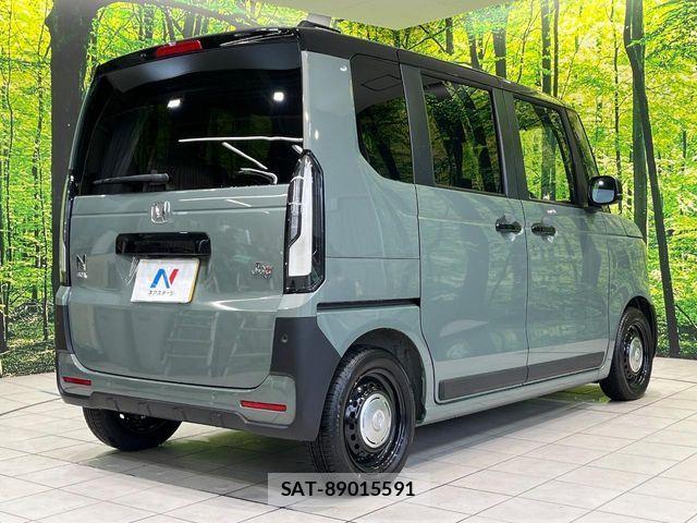 Honda N BOX 2025-05 8781389-16