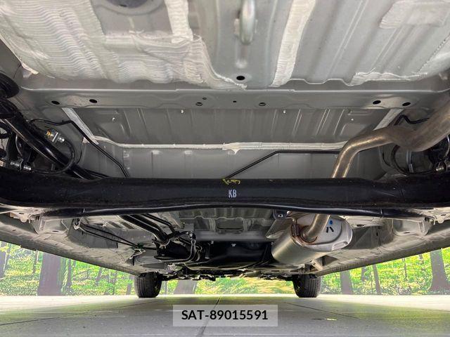 Honda N BOX 2025-05 8781389-18