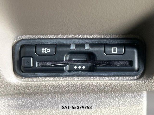 Honda N BOX 2025-03 8796915-7