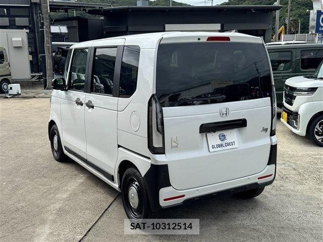 Honda N BOX 2025-08 8830783-13