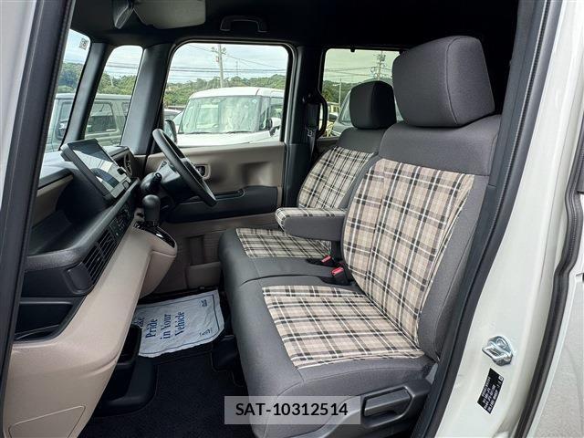 Honda N BOX 2025-08 8830783-5