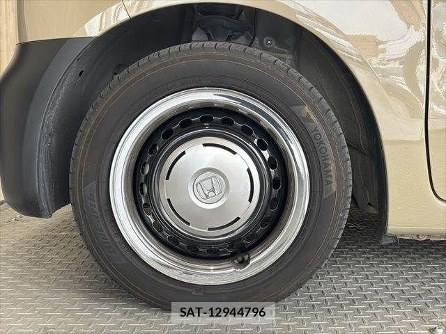 Honda N BOX 2025-01 8830782-13