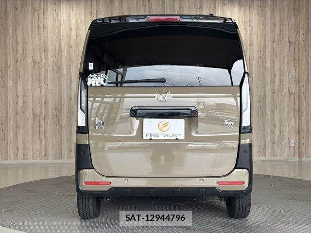 Honda N BOX 2025-01 8830782-17