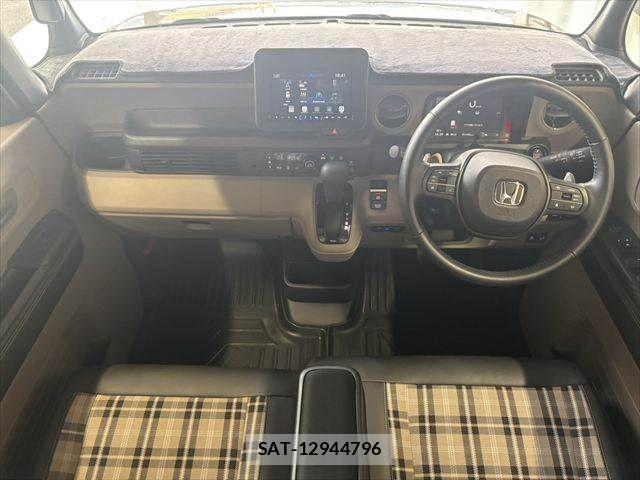 Honda N BOX 2025-01 8830782-2