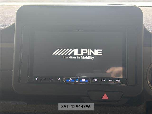 Honda N BOX 2025-01 8830782-3