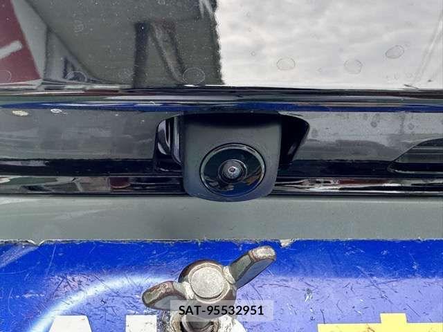 Honda N BOX 2026-07 8871662-10