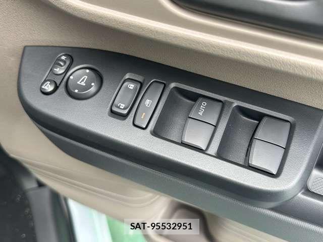 Honda N BOX 2026-07 8871662-14